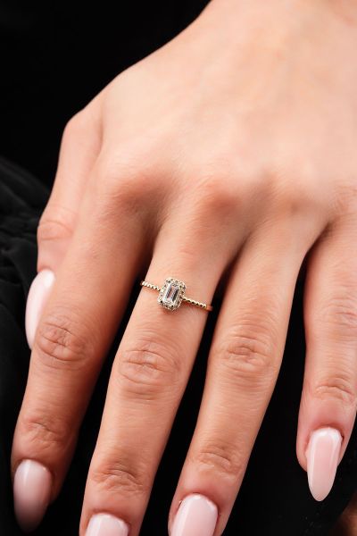 Baget Taşlı Altın Yüzük 8YZK2983 - Altınaşkı