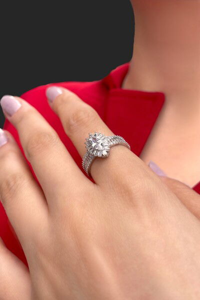 Beyaz Baget Altın Yüzük 14YZ7878 - Altınaşkı