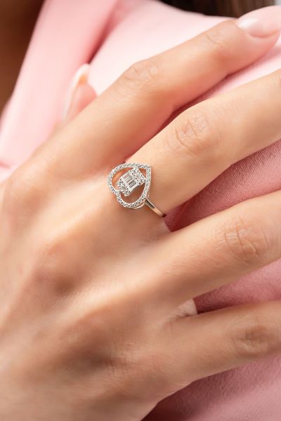 Kalpli Baget Beyaz Altın Yüzük 8YZK3082 - Altınaşkı