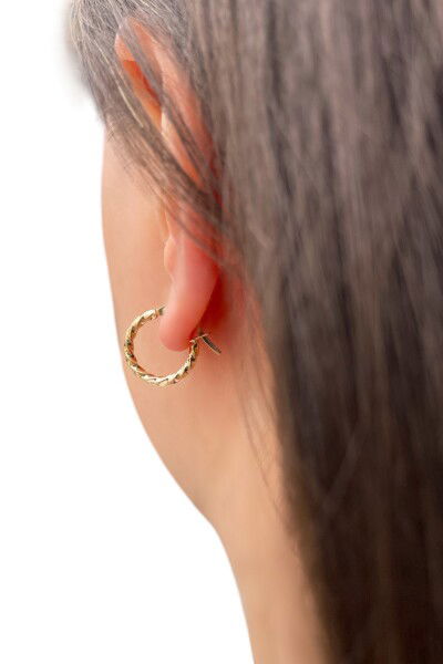 Mini Burgu Altın Küpe 14KP2573 - Altınaşkı